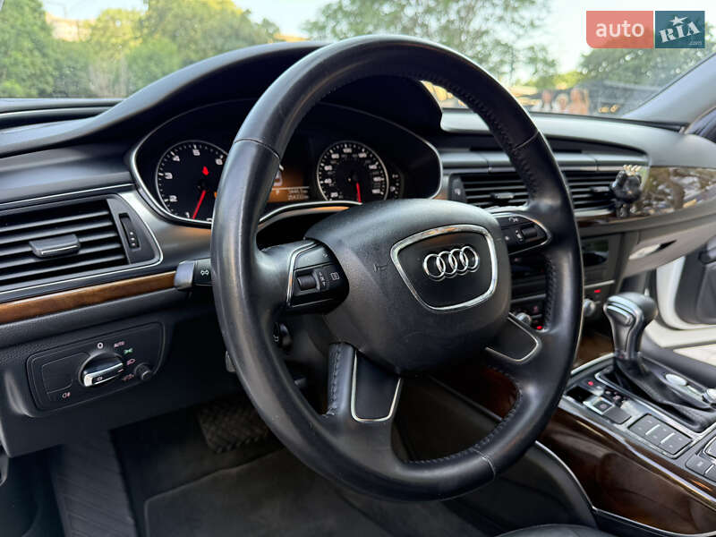 Седан Audi A6 2012 в Одессе