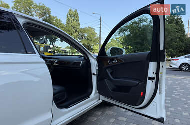 Седан Audi A6 2012 в 