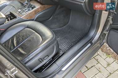 Седан Audi A6 2012 в 
