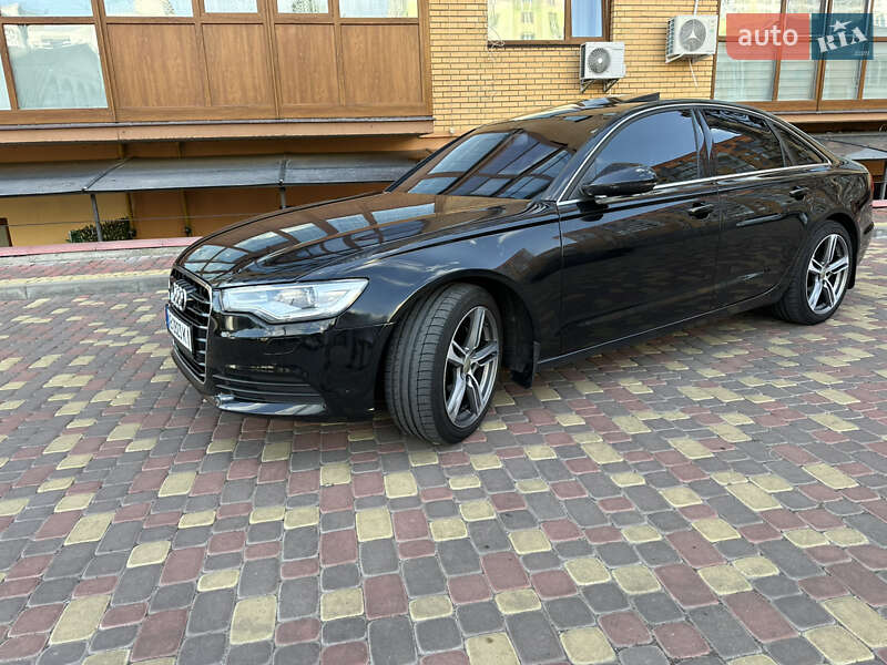 Седан Audi A6 2012 в Виннице