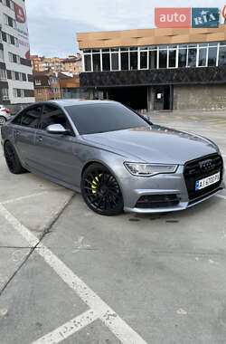 Седан Audi A6 2015 в 