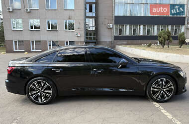 Седан Audi A6 2018 в 