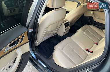 Седан Audi A6 2012 в 
