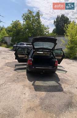 Универсал Audi A6 2003 в 