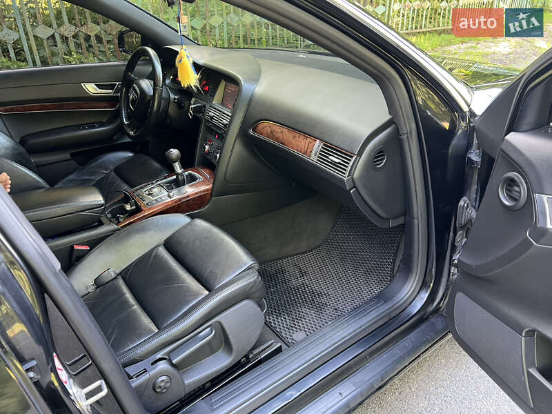 Седан Audi A6 2004 в Новгород-Северском