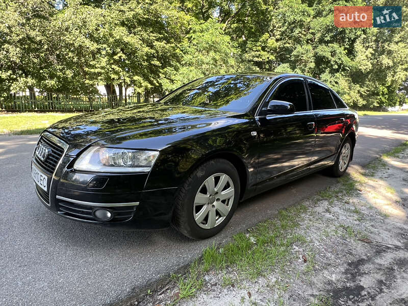 Седан Audi A6 2004 в Новгород-Северском