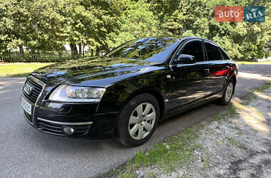 Седан Audi A6 2004 в 