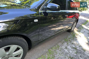 Седан Audi A6 2004 в 