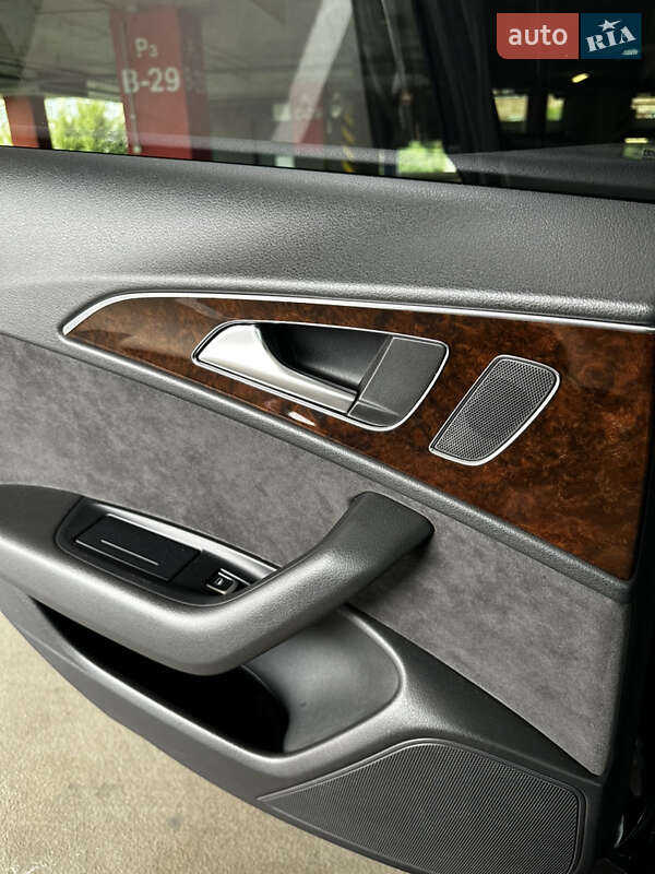 Седан Audi A6 2012 в Киеве