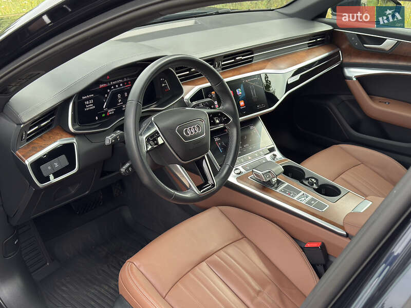 Седан Audi A6 2023 в Барышевке