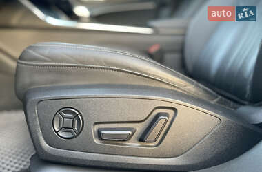 Седан Audi A6 2020 в 