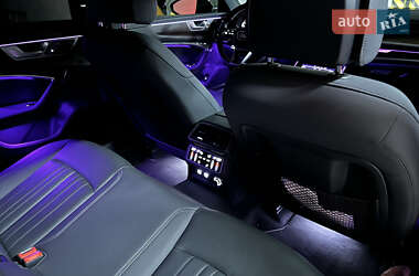 Седан Audi A6 2020 в 