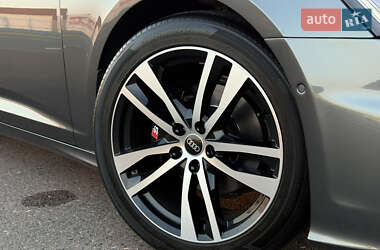 Седан Audi A6 2022 в 