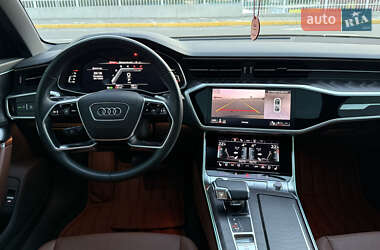 Седан Audi A6 2022 в 