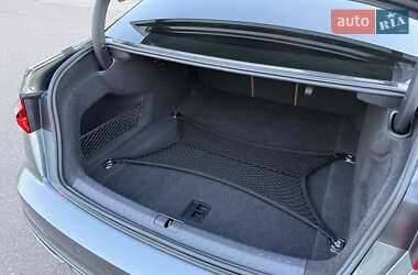 Седан Audi A6 2022 в 