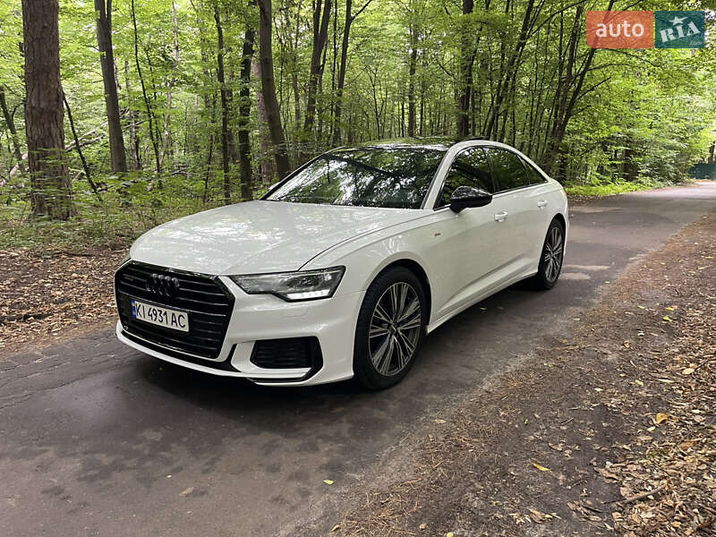 Седан Audi A6 2019 в 