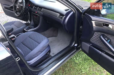 Седан Audi A6 2002 в 
