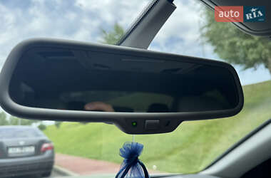 Седан Audi A6 2013 в 