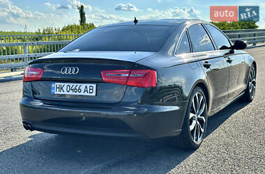 Седан Audi A6 2012 в 