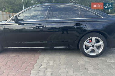Седан Audi A6 2014 в 
