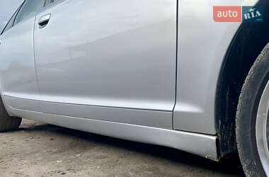 Седан Audi A6 2004 в 