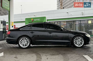 Седан Audi A6 2012 в 