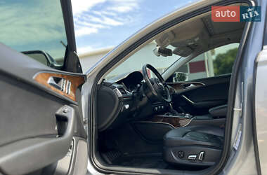 Седан Audi A6 2015 в 