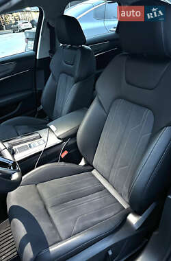 Седан Audi A6 2023 в 