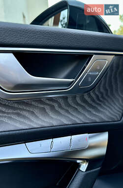 Седан Audi A6 2023 в 
