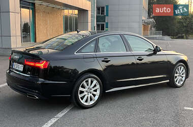 Седан Audi A6 2015 в 