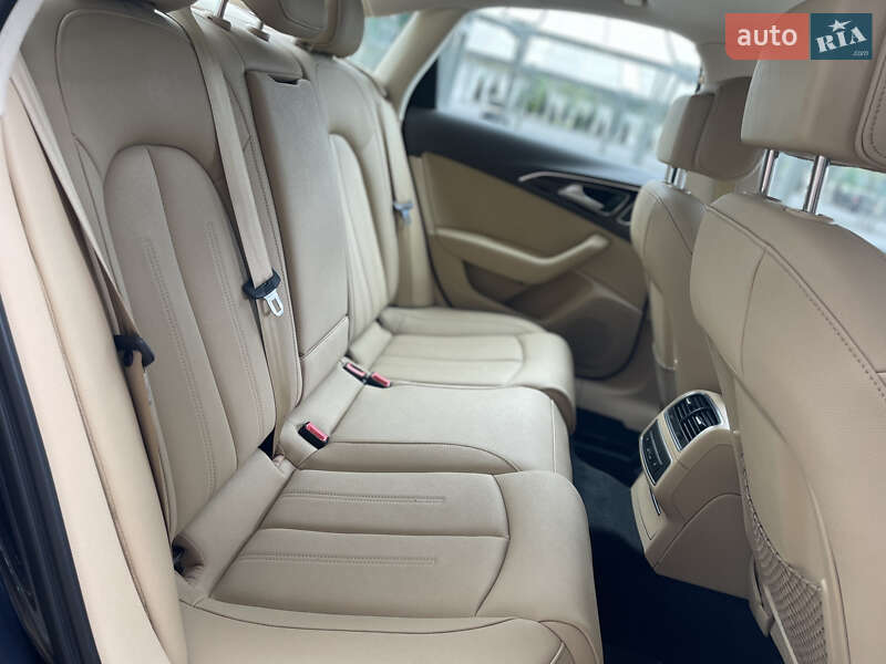Седан Audi A6 2015 в Львове