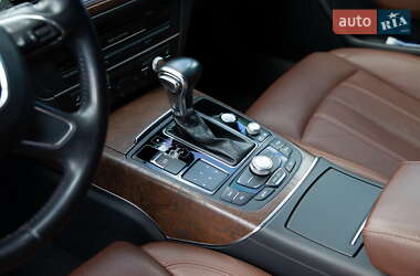 Седан Audi A6 2012 в 