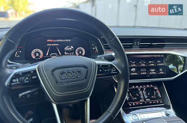 Седан Audi A6 2019 в 