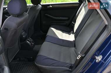 Седан Audi A6 2000 в 