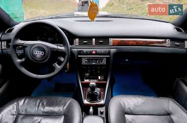 Седан Audi A6 2000 в 