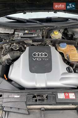 Универсал Audi A6 2000 в 