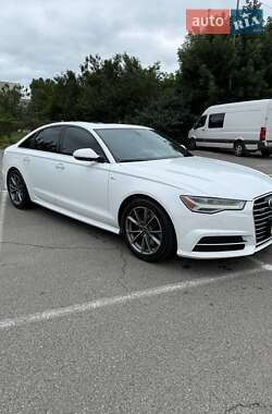 Седан Audi A6 2016 в 