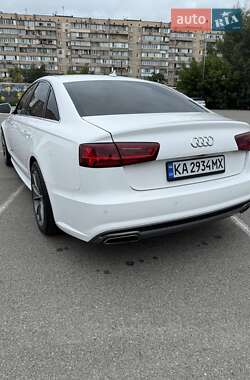 Седан Audi A6 2016 в 