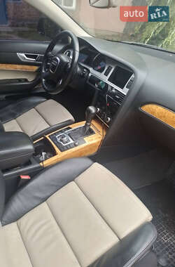 Седан Audi A6 2010 в 