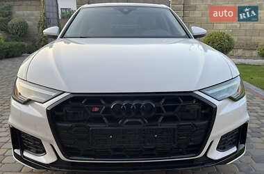 Седан Audi A6 2021 в 