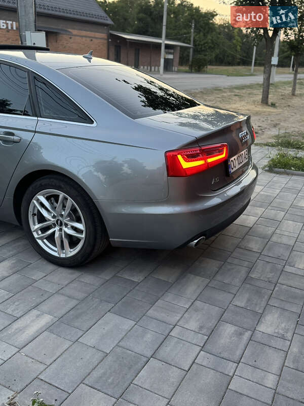 Седан Audi A6 2014 в Измаиле