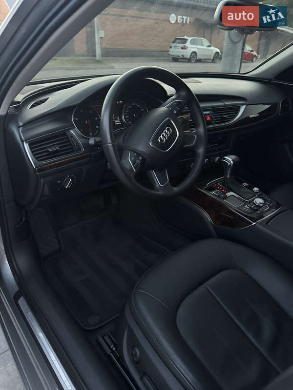 Седан Audi A6 2014 в Измаиле