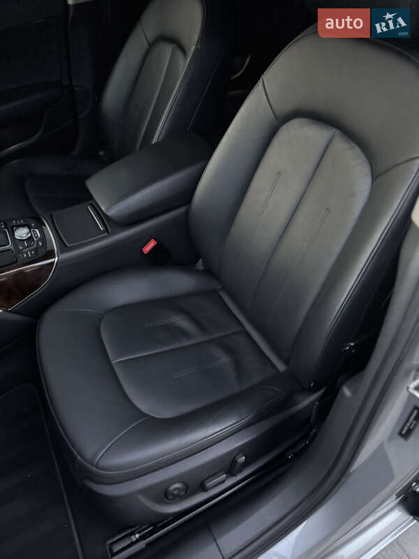 Седан Audi A6 2014 в Измаиле