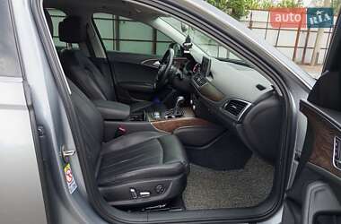 Седан Audi A6 2015 в 