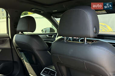 Седан Audi A6 2018 в 