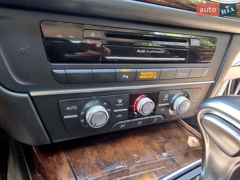 Седан Audi A6 2012 в Киеве