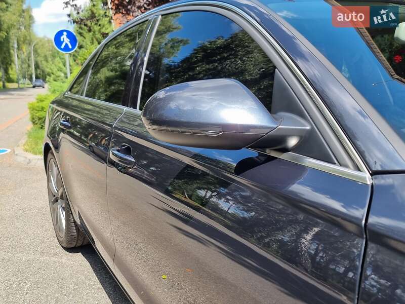 Седан Audi A6 2012 в Киеве