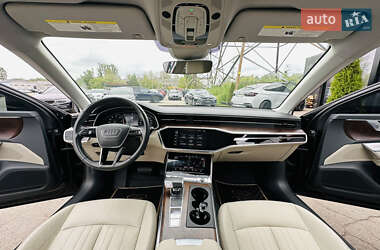 Седан Audi A6 2019 в 