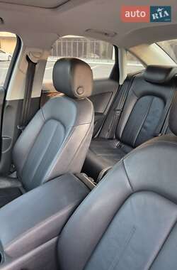 Седан Audi A6 2014 в 