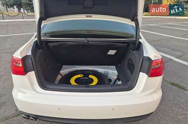 Седан Audi A6 2014 в 